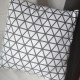 GEOMETRIK - coussin 45x45 cm blanc coton motif graphique losanges