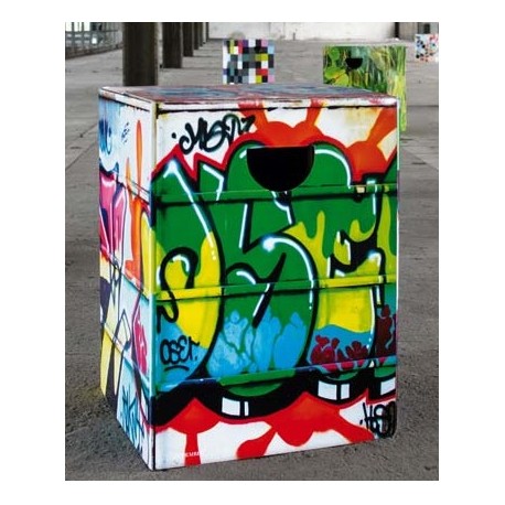 GRAFFITI, le tabouret en carton